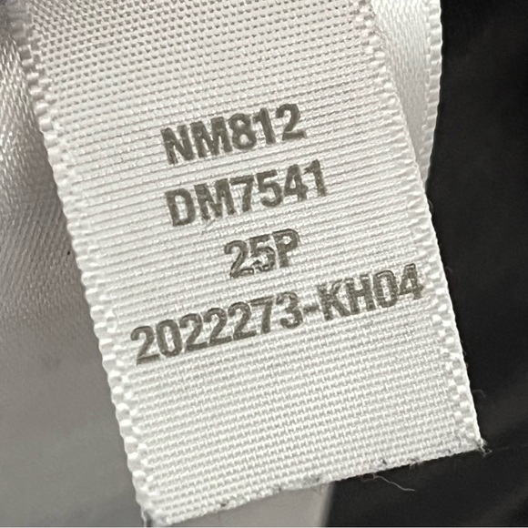 Madewell 25P Kick Out Crop Jeans petite black 0420 Midrise solid flare - Picture 10 of 12